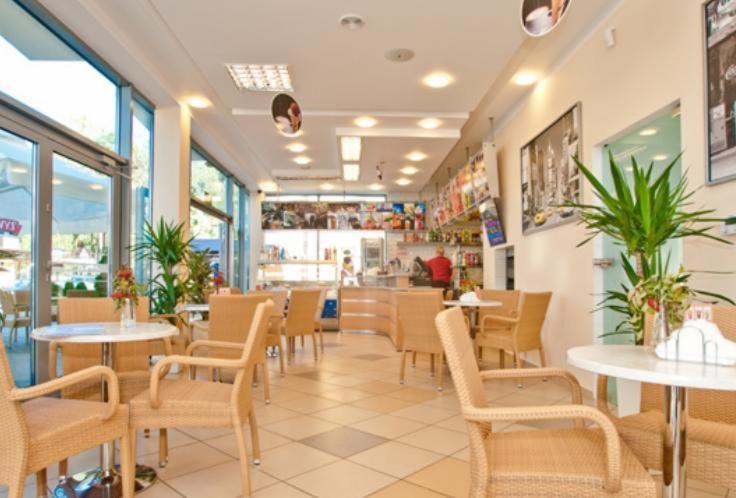 Americano Niechorze Exterior photo